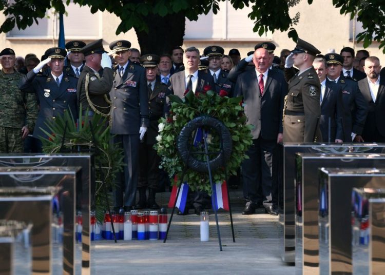 HINA/ Ured predsjednika Republike Hrvatske / Tomislav Bušljeta