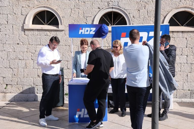 FOTO Nikša Buble: ”Bilić je u marketinški celofan umotao sve svoje promašaje i neuspjehe“