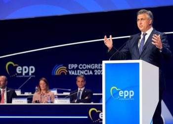 Premijer na skupu EPP-a: Napokon se stvara Europa koja nije “tigar od papira”