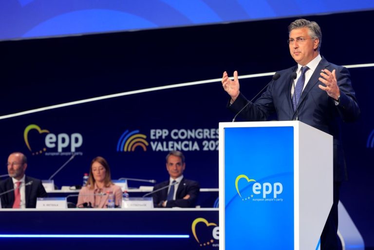 Premijer na skupu EPP-a: Napokon se stvara Europa koja nije “tigar od papira”