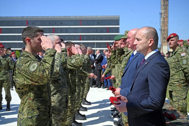 Na 34. godišnjicu 4. Gardijske brigade mladi Pauci dali prisegu