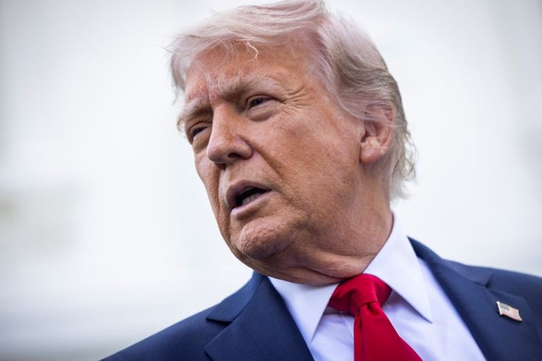 Trump smatra da ima dogovor i sa Putinom i sa Zelenskim