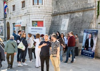 Škrobica: ”Trogir svaku sezonu dočekuje raskopan i radovi gotovo uvijek kasne”