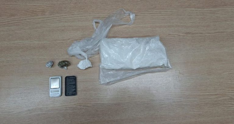 Trogir: Policijski službenici kod muškarca za kojim je bila raspisana potraga pronašli 454 grama amfetamina