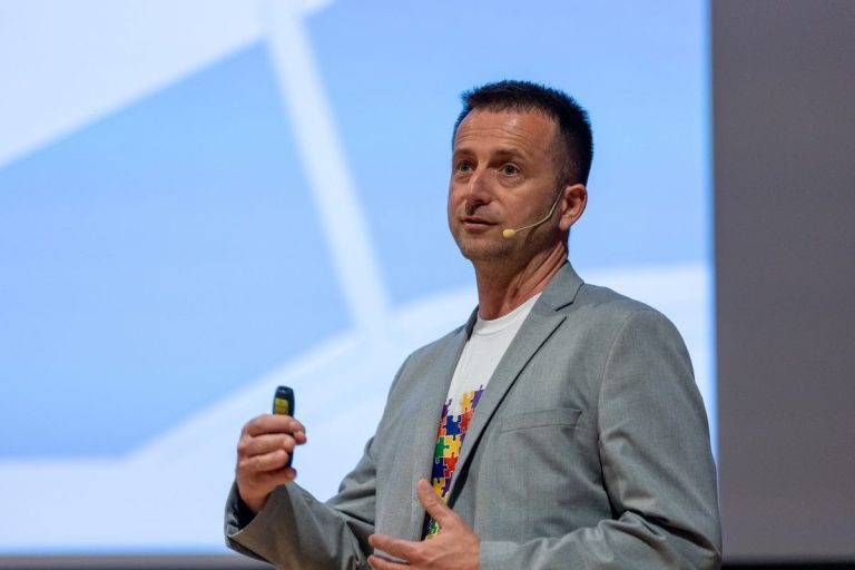 OBRAĐENA SVA BIRAČKA MJESTA: Gradonačelnik Bilić uvjerljivo slavio, SDP i partneri imat će većinu u Gradskom vijeću