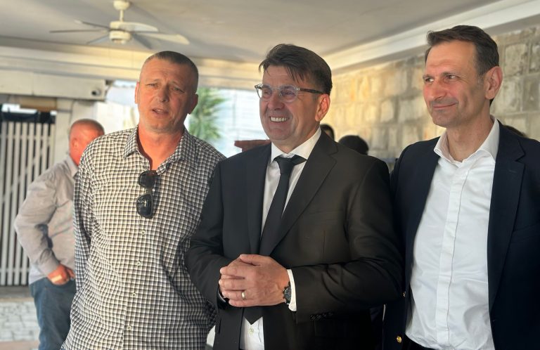 Buble na obljetnici HDZ-a: “Stavljeni smo među ljude, zviri i beštimje, ali uz ustrajan rad i vrijednosti, mi ćemo ostati ljudi i pobjednici“