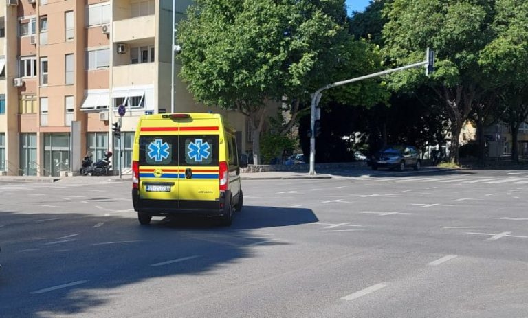Na autocesti kod Vučevice prometna nesreća u kojoj su sudjelovala dva autobusa