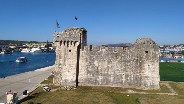 “Do kada će ovakav biser u centru našeg grada propadati?“