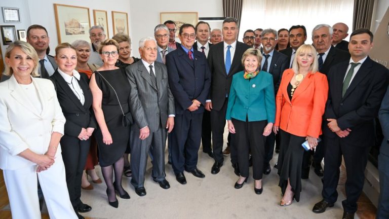 Milanović: “Sjevernu Makedoniju se podcjenjuje i šikanira”