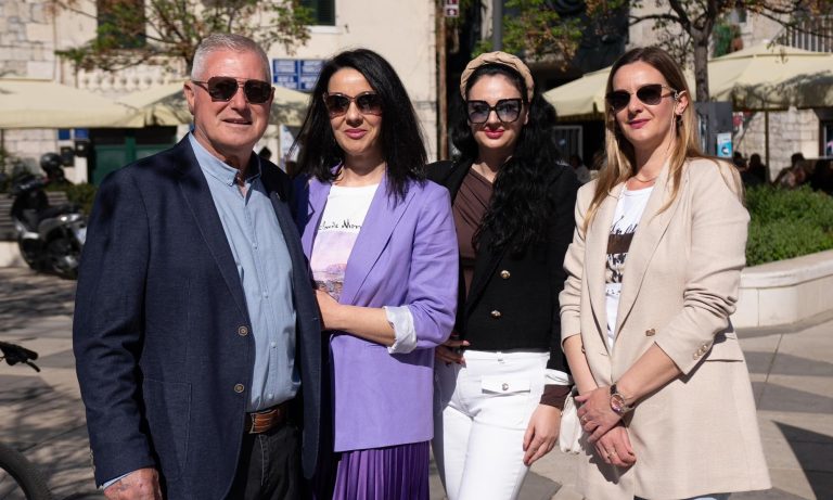 Rilje čestitao Majčin dan, evo što je poručio