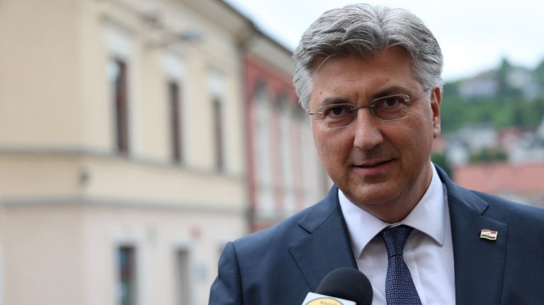 Plenković u Dalmaciji: “Osnažit ćemo priuštivo stanovanje”