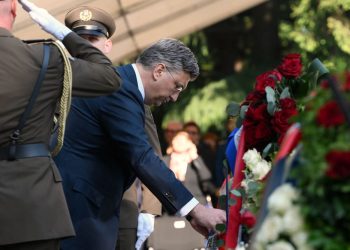 Plenković: “Ostajemo trajno predani brizi o hrvatskim braniteljima i očuvanju istine o Domovinskom ratu”