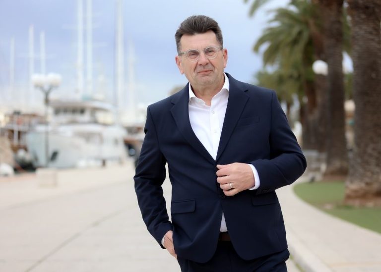 Buble: “Riješit ćemo problem vodoopskrbe i odvodnje na Drveniku Velom i Malom“