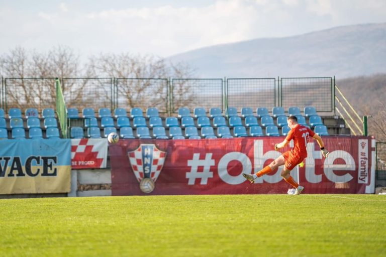 Okrug ima nogometnog prvoligaša, ime mu je Ivan Šiško