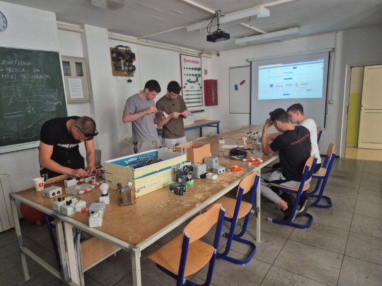 FOTO Obilježili svoj dan: Srednja strukovna škola “Blaž Jurjev Trogiranin“ prezentirala brojne sadržaje