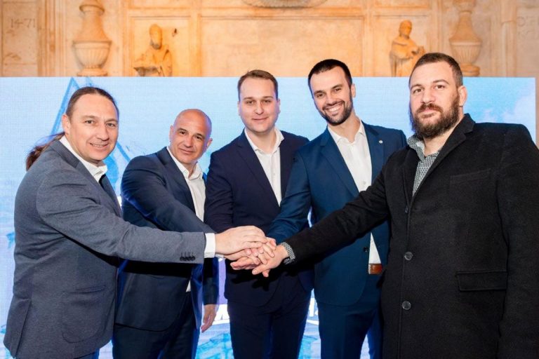 Zajedno za Trogir: “Stranim turistima iz Splita bi trebalo naplaćivati iskrcaj”