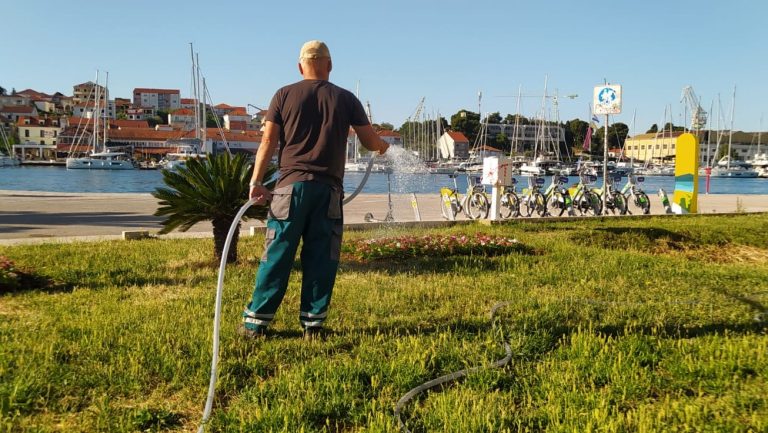 Brinu o zelenim plućima Trogira: Potplaćeni i bez slobodnih dana
