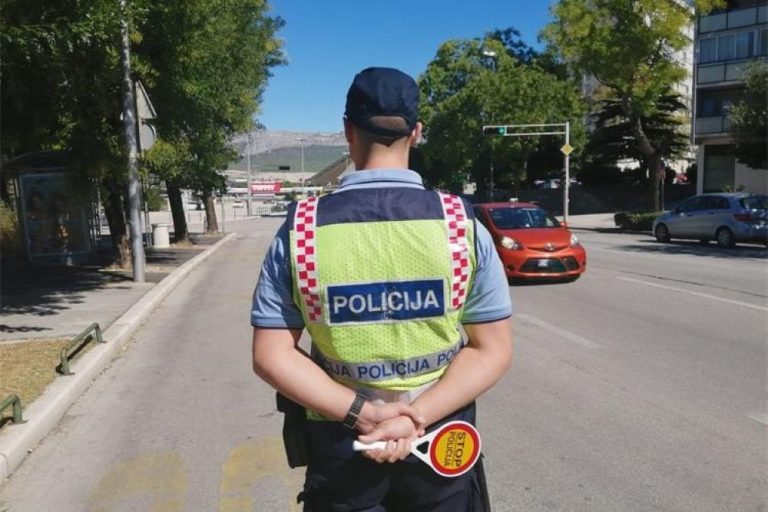 Predložite policiji lokacije za zaustavljanje u sklopu nadzora prometa