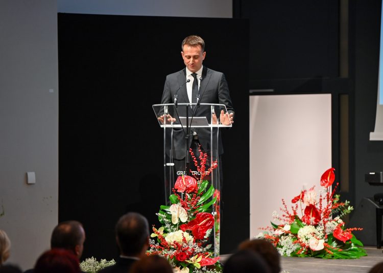 Svečanom sjednicom proslavljen Dan grada