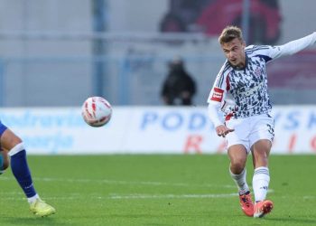 Hajduku (samo) bod u Koprivnici za povratak na vrh