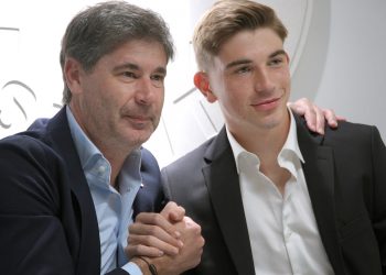 Trogiranin Mlačić potpisao s Bijelima do 2029. godine