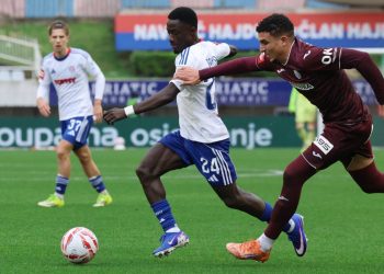 Istra slavila na Poljudu, Dinamo pobjegao na +4