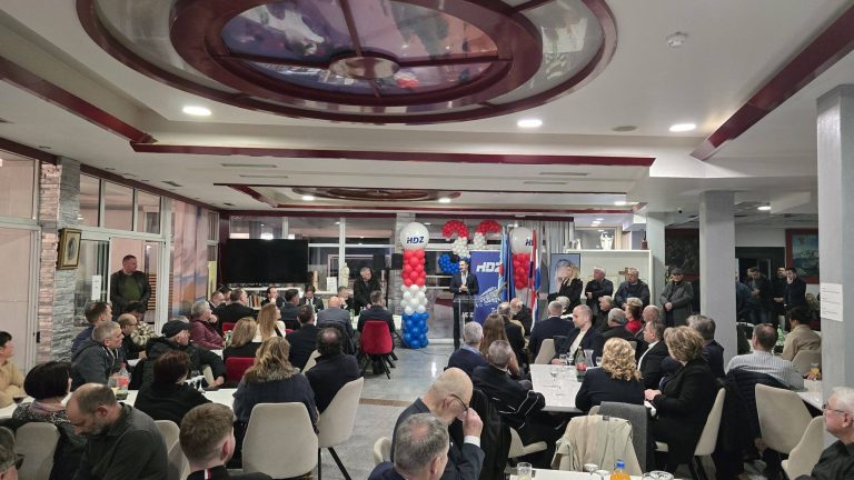 Snaga zajedništva u Trogiru: HDZ proslavio 36. obljetnicu uz podršku stranačkog vrha i jasnu poruku buduće pobjede