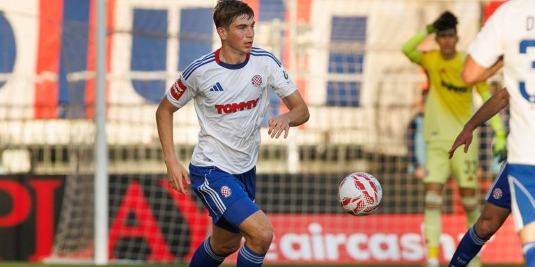 Branimir Mlačić karijeru nastavlja u Italiji