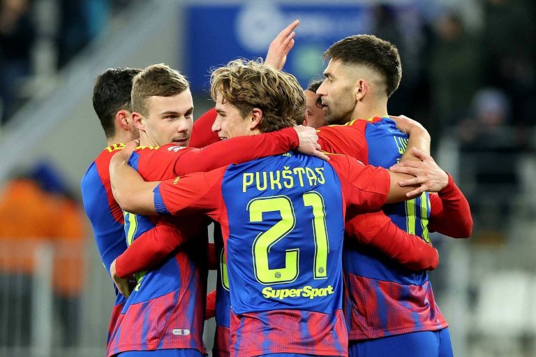 Livaja i Pukštas donijeli pobjedu, Hajduk opet na -5