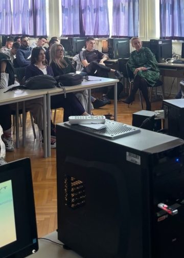 Maturanti Srednje strukovne škole „Blaž Jurjev Trogiranin“ istražuju mogućnosti nastavka obrazovanja